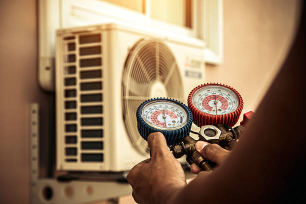 Professional Heat Pump Repair technician working in Mule Creek, NM